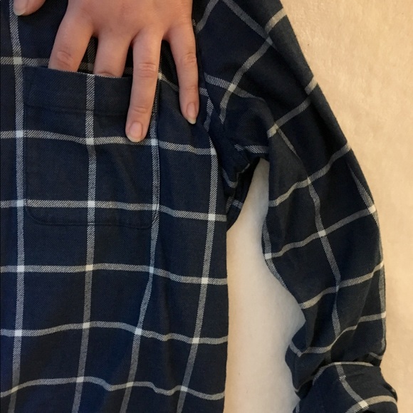MUJI navy blue grid button down flannel shirt 🗣 - Picture 6 of 7